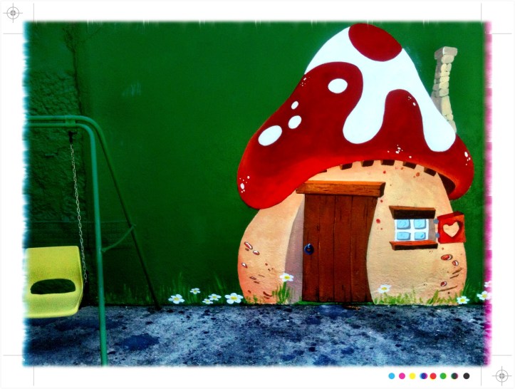 pintura mural escuela infantil Pitufos Vigo, Galicia, bgophycolorincolorado, begoña pérez-herrera moreno
