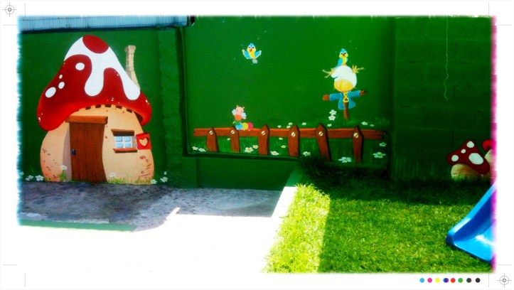 pintura mural pitufos, bgophycolorincolorado