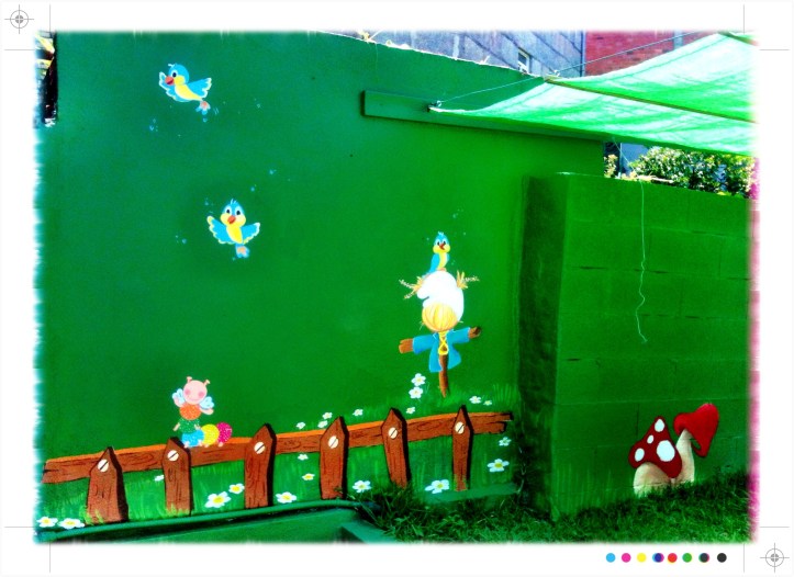 pintura mural escuela infantil pitufos de vigo, bgophycolorincolorado